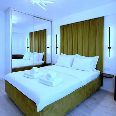 Meraki & Mamaia - 104 3*
